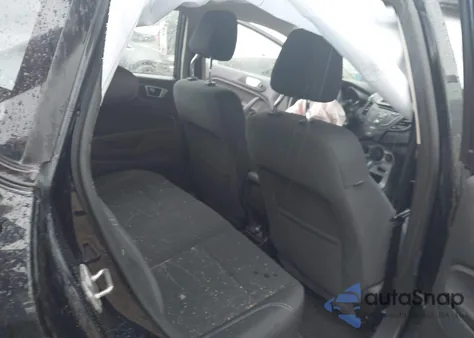 2016 Ford Fiesta Se z USA, uszkodzony, nr VIN 3FADP4EJ7GM142042